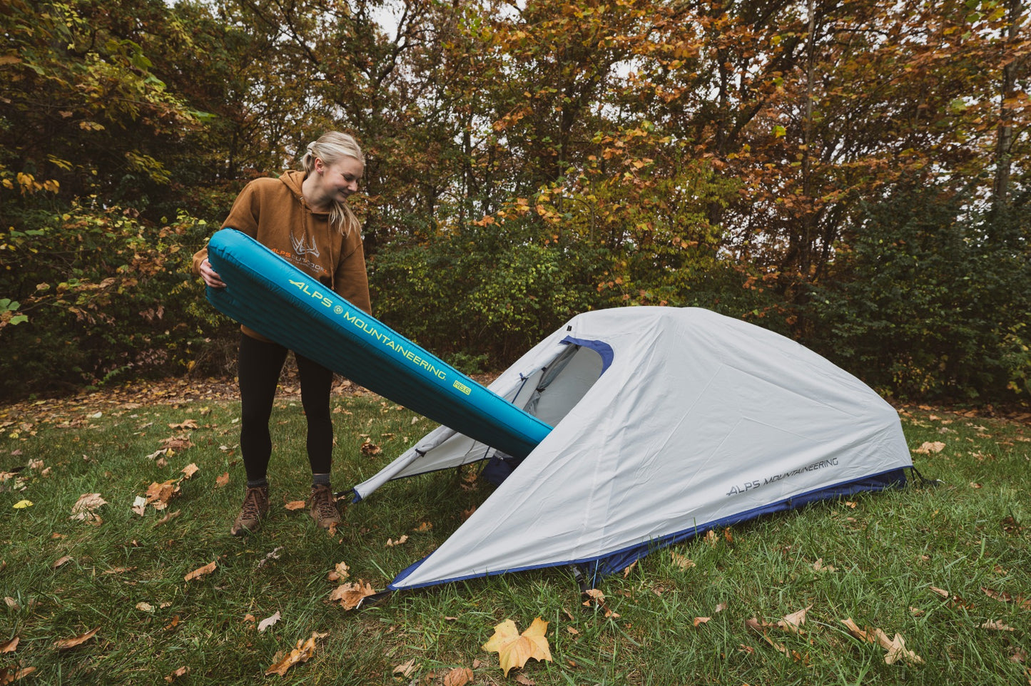 Pioneer Insulated Sleeping Pad (R-6.6)