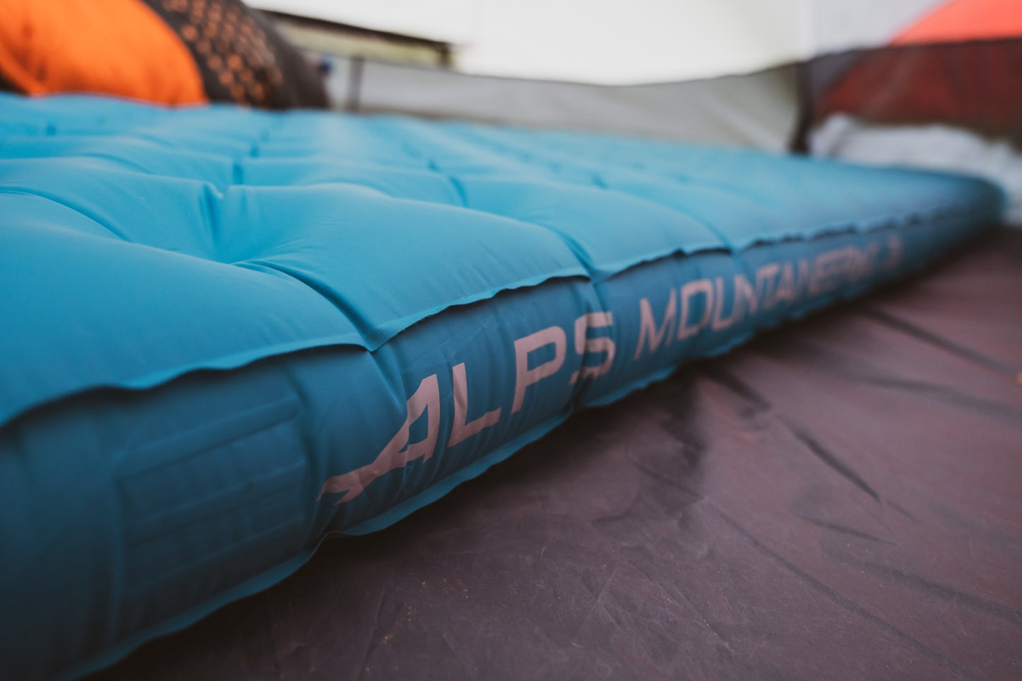Trailblazer Insulated Sleeping Pad (R-8)